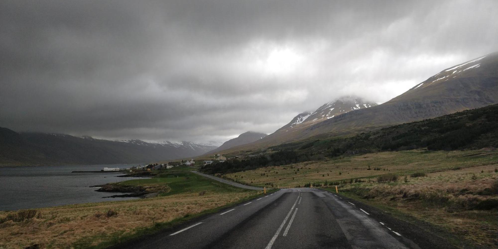 Saxa Guesthouse Stöðvarfjörður Esterno foto